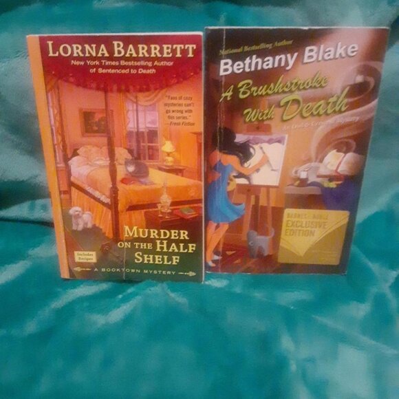 6 Cozy Mystery Book Lot, Amanda Flower, Ellie Alexander, Victoria Thompson, + - Picture 3 of 8